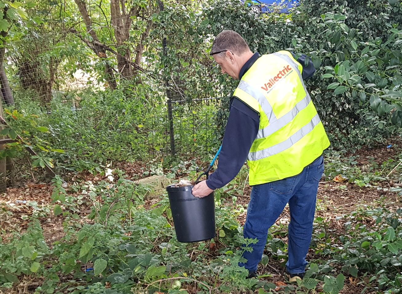 The Oaks Litter Collection, Greenwich, Sep 2019