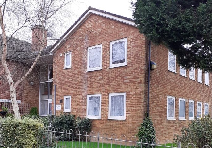 Longford Court, Barnet