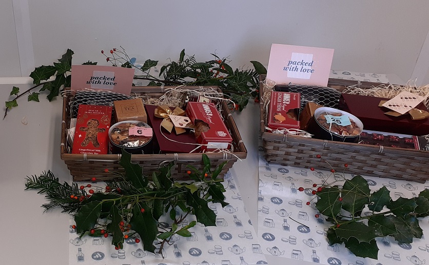 Residents Christmas Gifts Barnet, Barnet Homes, Dec 2018
